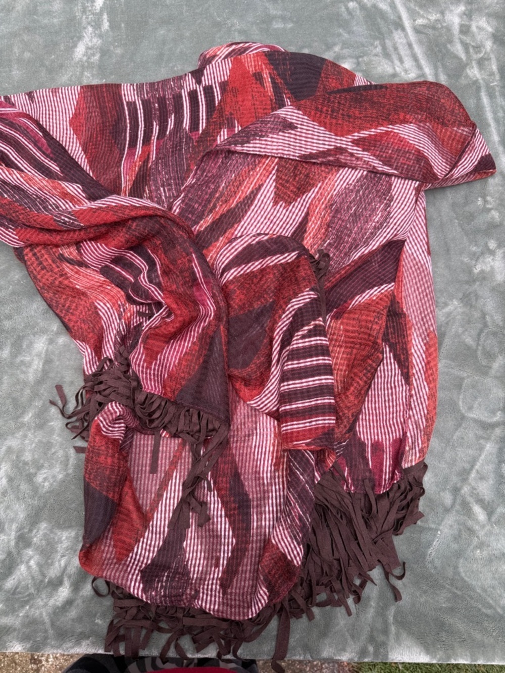 Steve Madden Pink & Burgundy Geometric Fringe Scarf - Picture 3 of 6